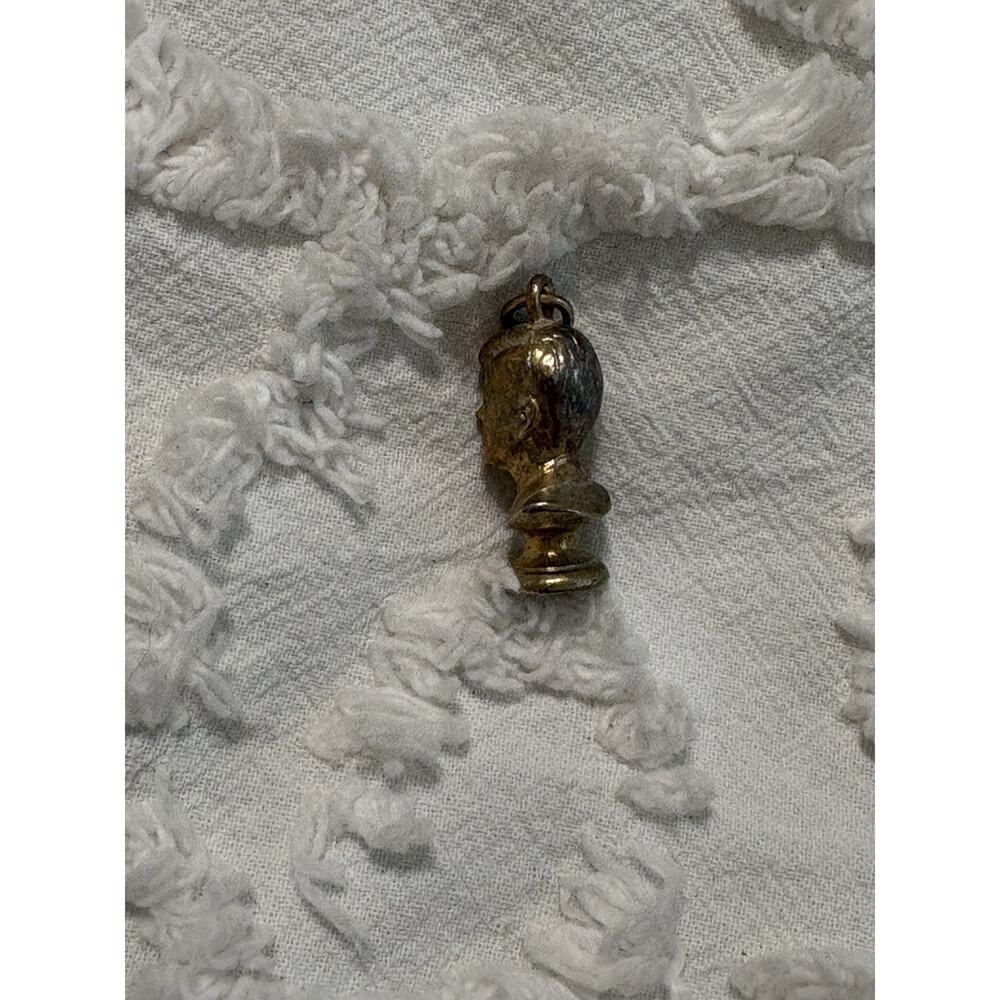 Vintage Goldtone 3D John F. Kennedy Bust 1" Pendant - Picture 3 of 6